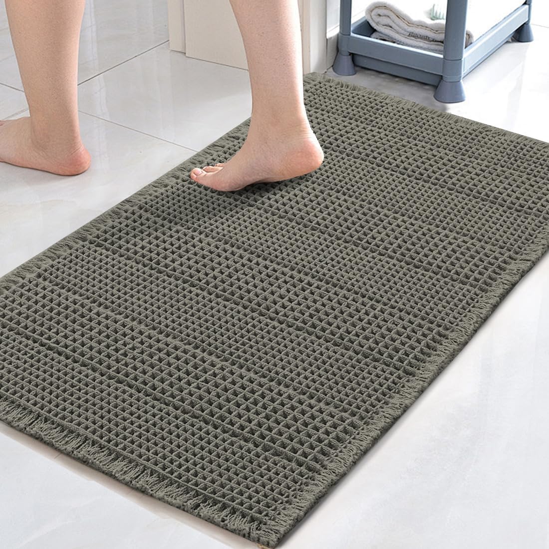H.VERSAILTEX Absorbent Non-Slip Waffle Bath Mat – Quick Dry & Machine Washable