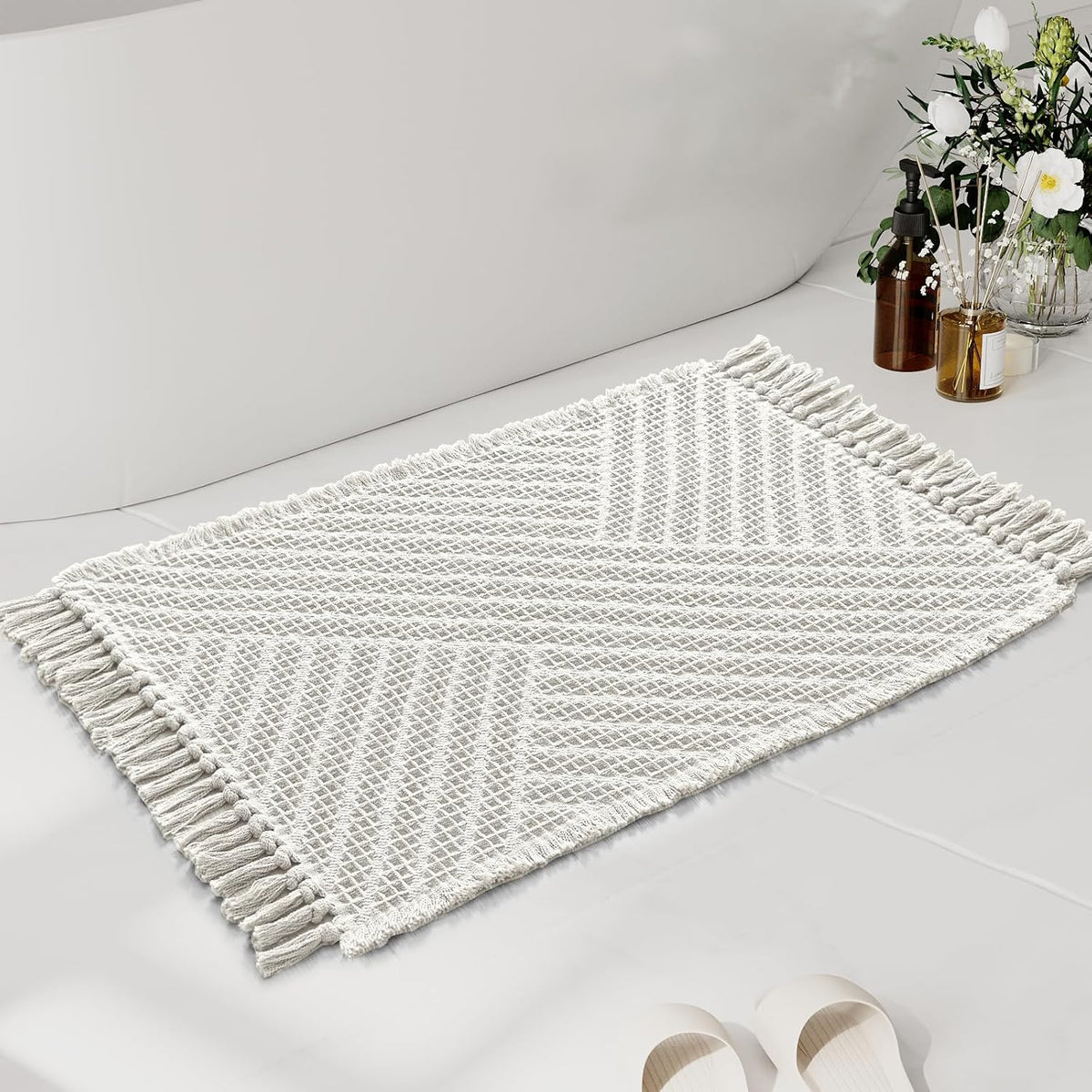 H.VERSAILTEX Waffle Boho Bath Mat – Super Absorbent, Non-Slip & Quick Dry
